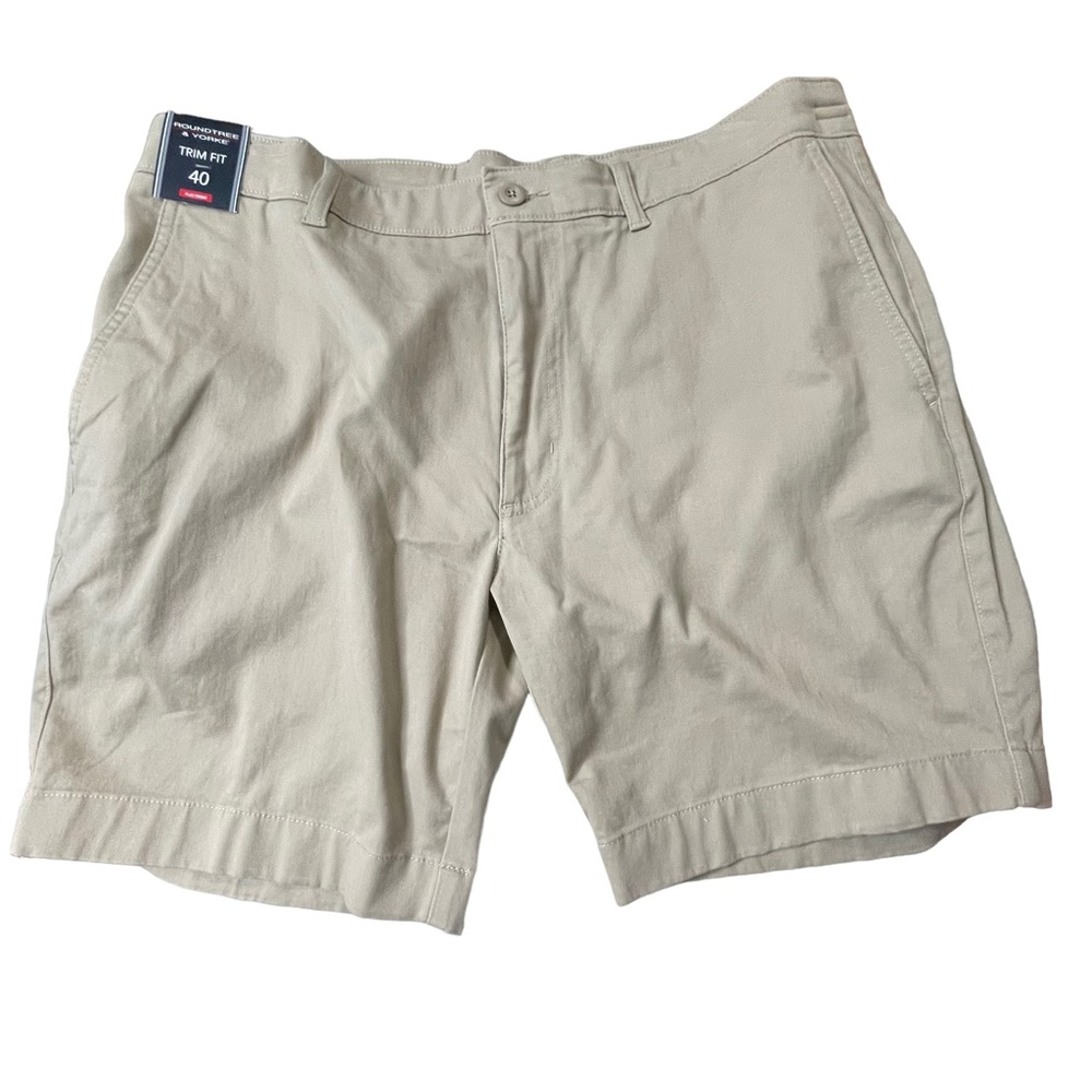 Roundtree & Yorke khaki shorts size 40
